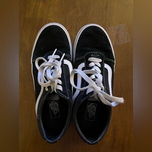 Vans Kids Classic Black and White Sneakers Size 4